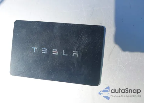 2022 Tesla Model Y Performance Dual Motor All-Wheel Drive from USA, damaged, VIN 7SAYGDEF2NF524037